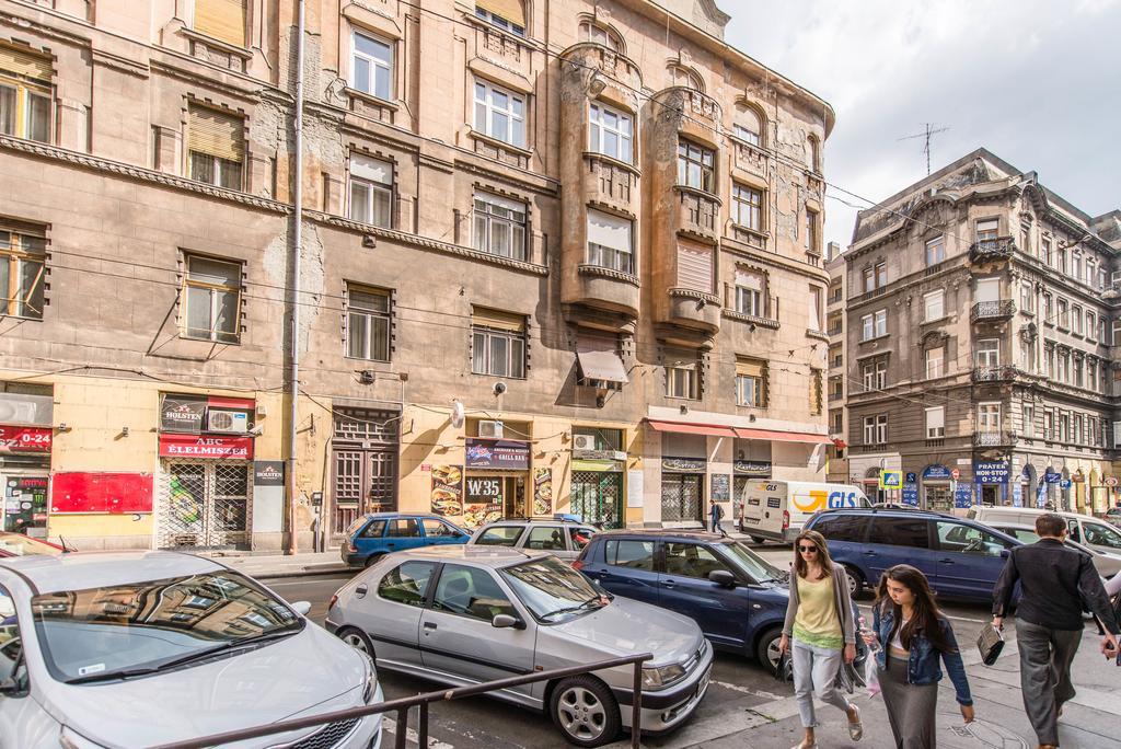 Api Flat Appartement Boedapest Buitenkant foto