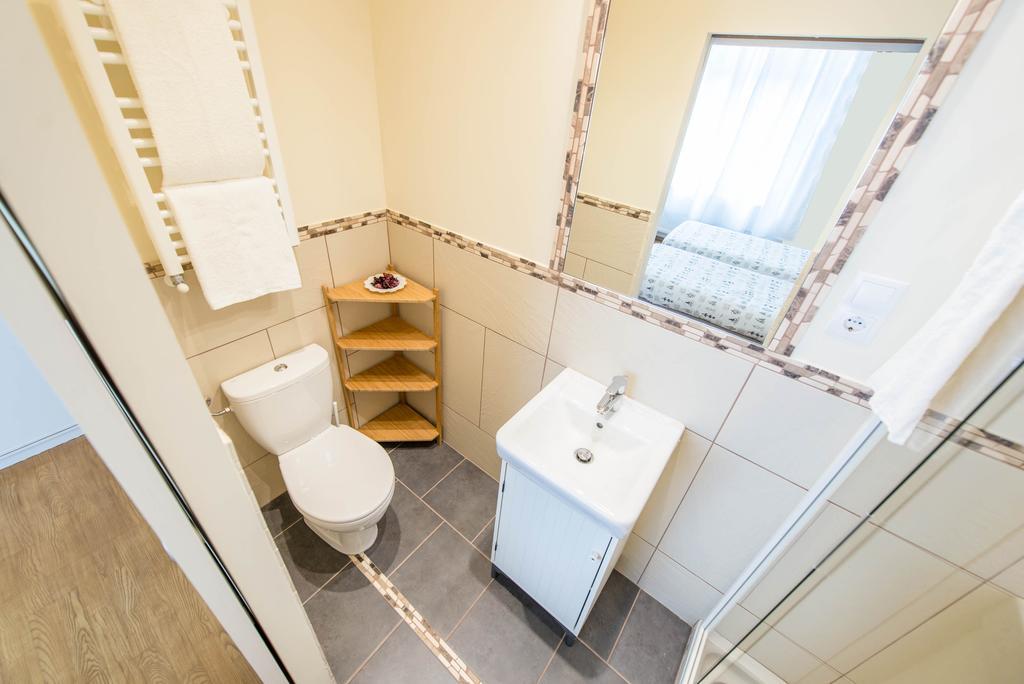 Api Flat Appartement Boedapest Buitenkant foto