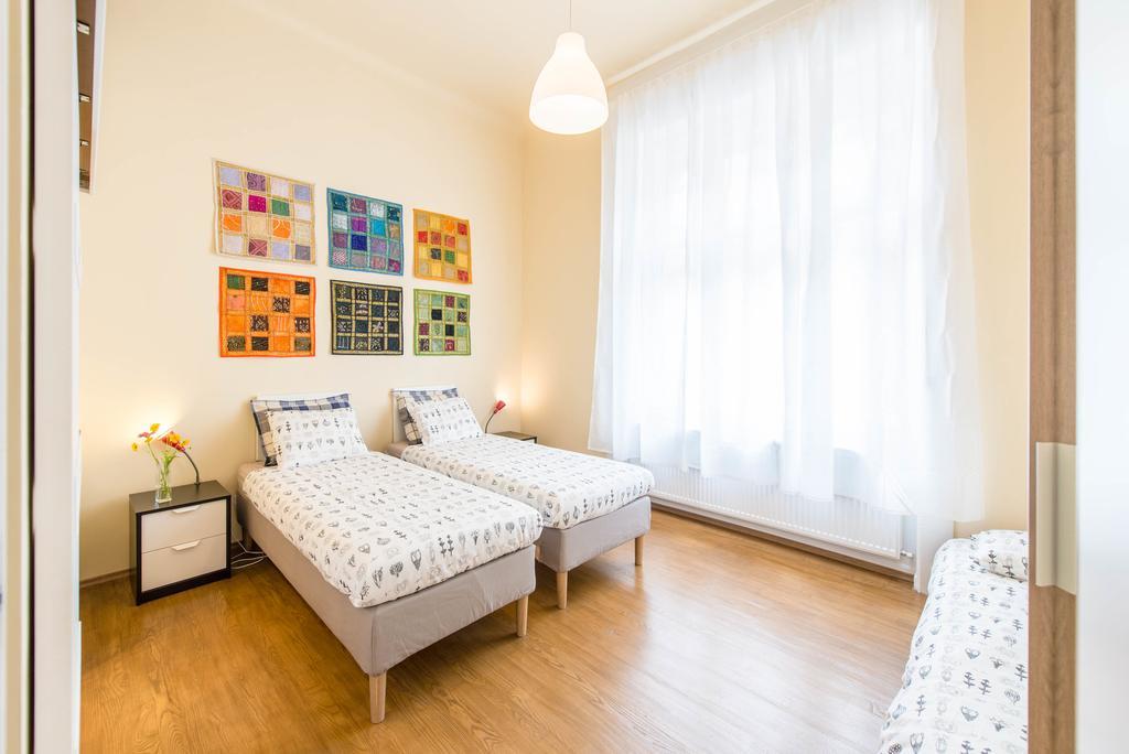 Api Flat Appartement Boedapest Buitenkant foto
