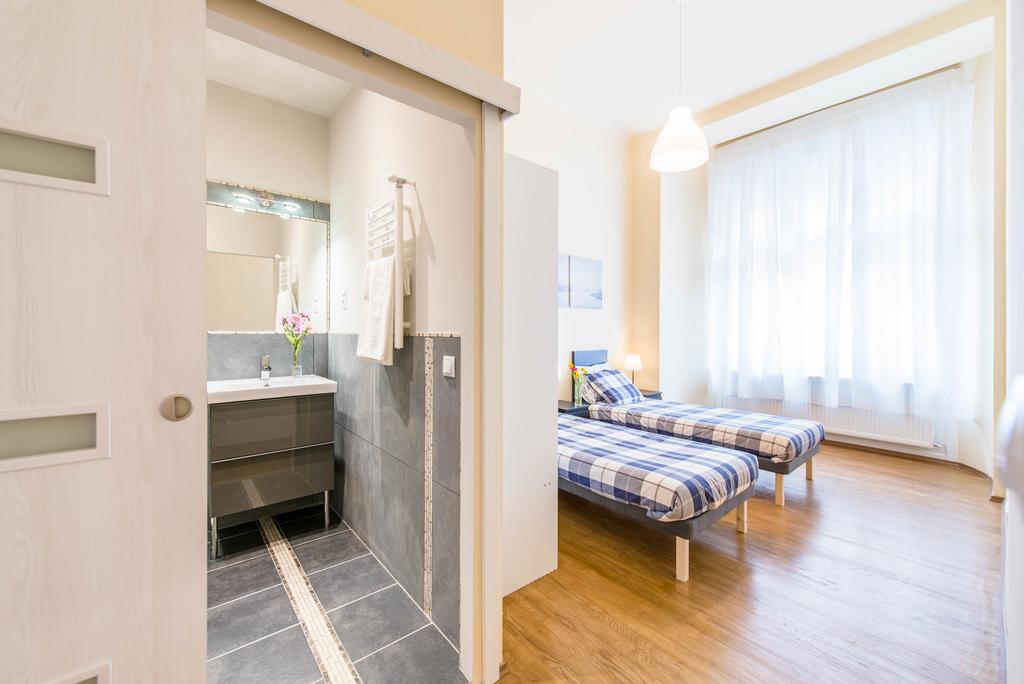 Api Flat Appartement Boedapest Buitenkant foto